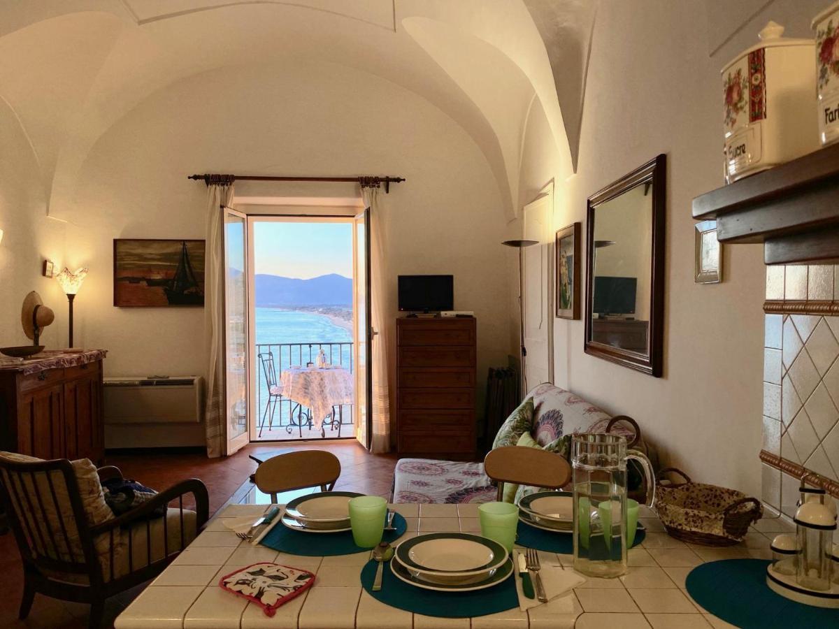 Holidaycasa Romano - Vacanza Nel Cuore Di Sperlonga Extérieur photo