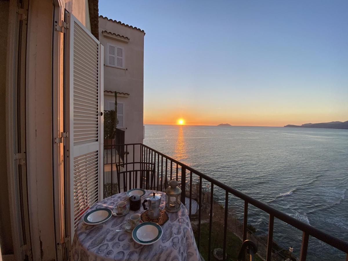 Holidaycasa Romano - Vacanza Nel Cuore Di Sperlonga Extérieur photo