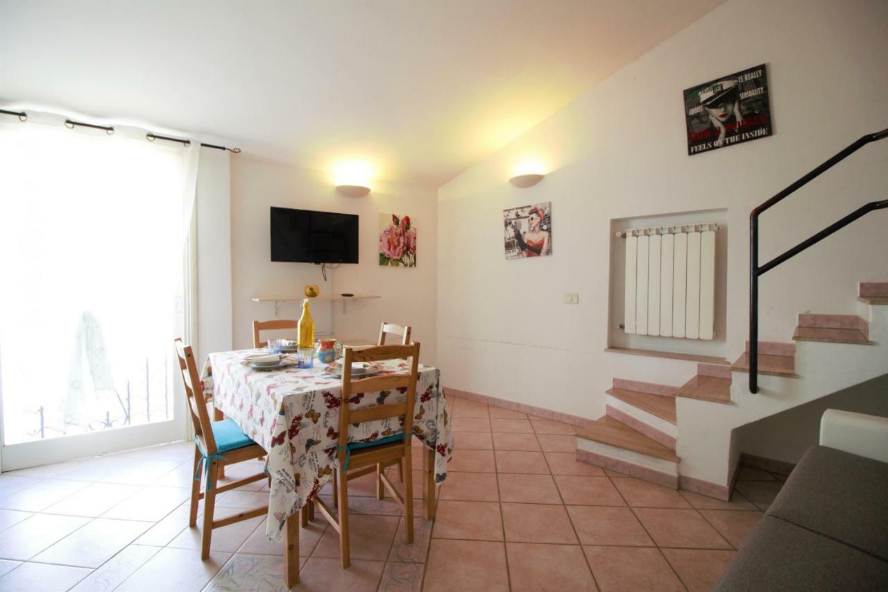 Holidaycasa Romano - Vacanza Nel Cuore Di Sperlonga Extérieur photo